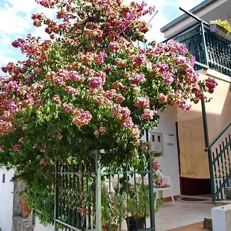 Apartman Marjan Park, Split - Peaceful Family Place, Free Parking Apartment Split